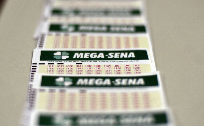 Mega-Sena acumula e paga 14 milhões no próximo concurso