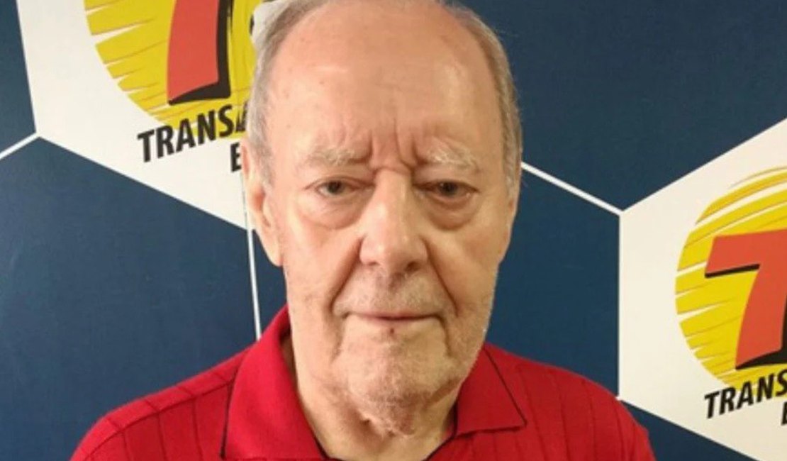 Morre aos 86 anos o jornalista esportivo Roberto Carmona