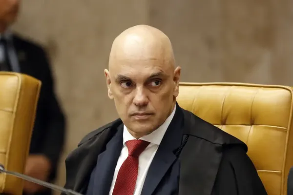 Moraes proíbe acesso aos prontuários de mulheres que realizaram aborto