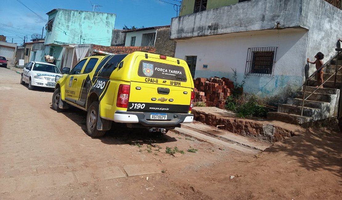 HOMEM É MORTO DENTRO DE CASA NO BAIRRO SÃO CRISTÓVÃO, EM PALMEIRA