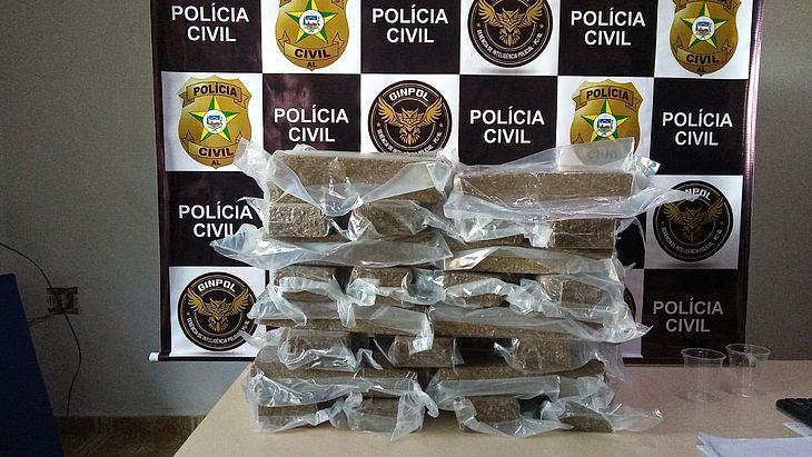 Três são presos por tráfico e 23 quilos de maconha são apreendidos em Arapiraca