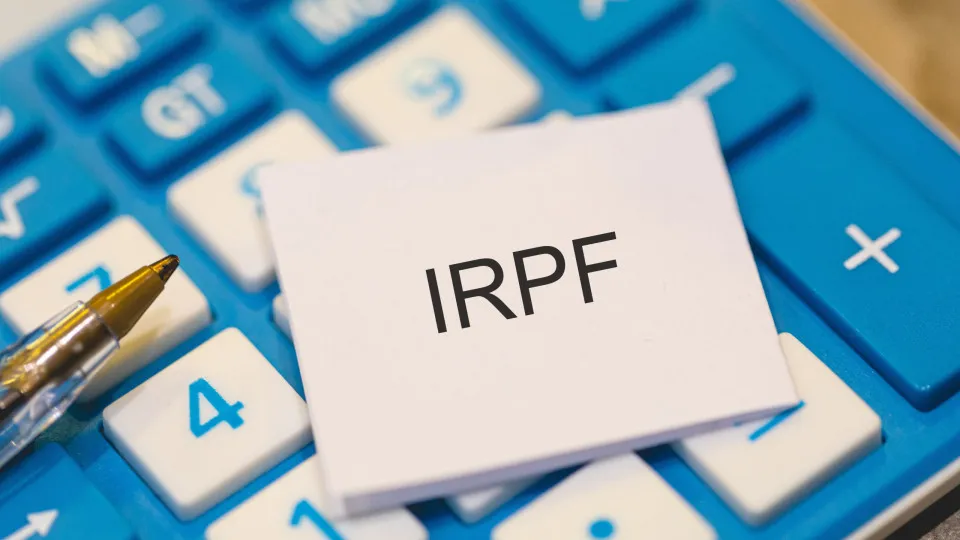 Governo amplia para R$ 2.428 faixa de isenção do IRPF