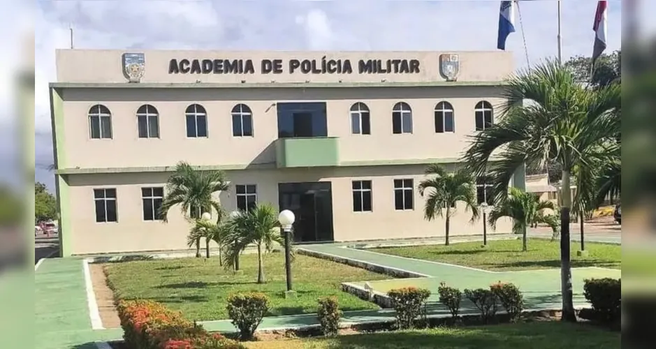 Cadetes flagrados em suposto ato sexual são reintegrados à PMAL