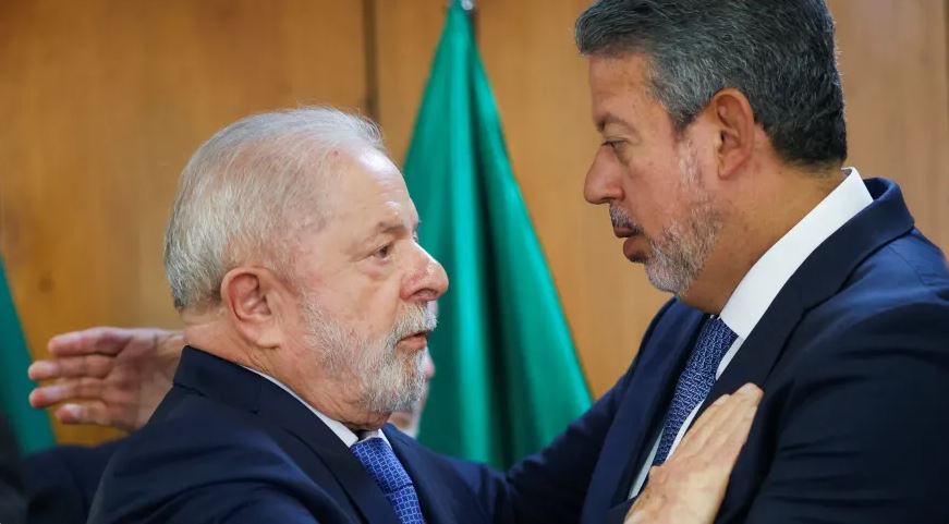 Lula e Lira devem acertar nova troca de ministro no início de agosto