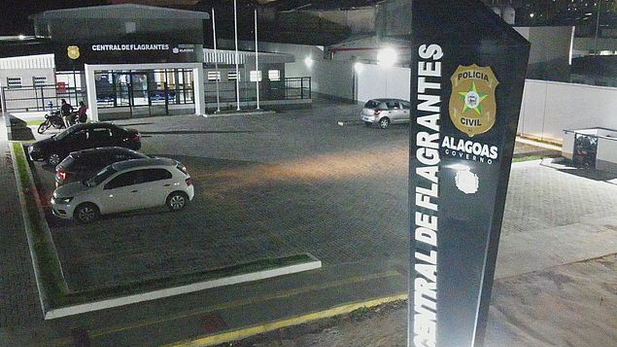 Homem é preso por esfregar órgão genital em menor de idade, em Maceió