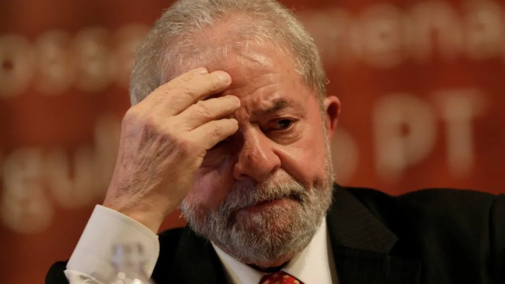 Lula cogita não vetar saidinha de presos