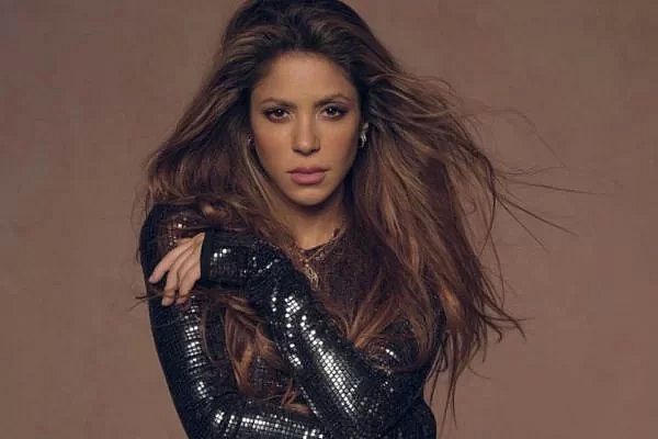 Shakira lança nova música dedicada à babá que descobriu traição de Piqué