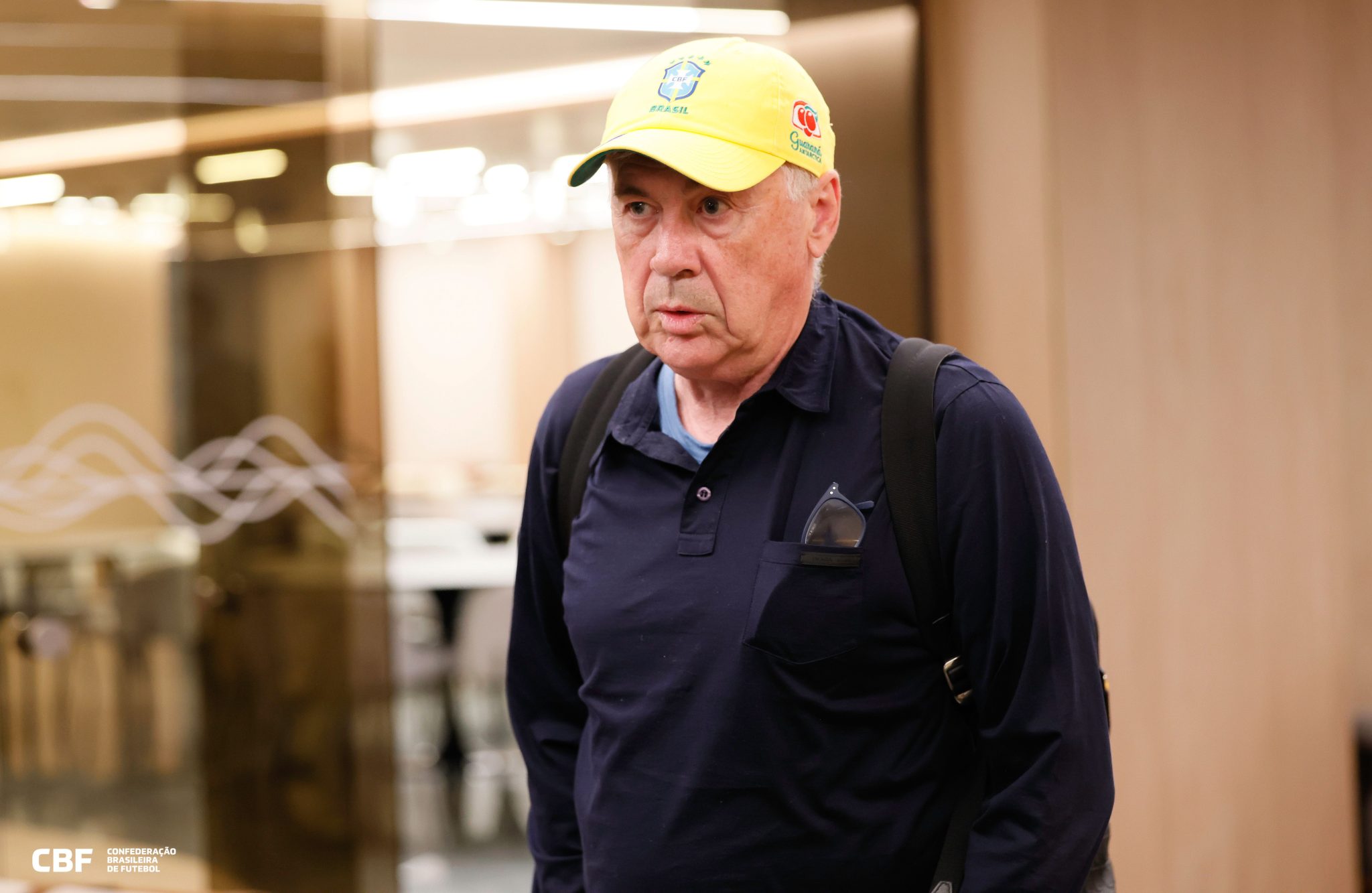 Técnico Carlo Ancelotti já está no Brasil