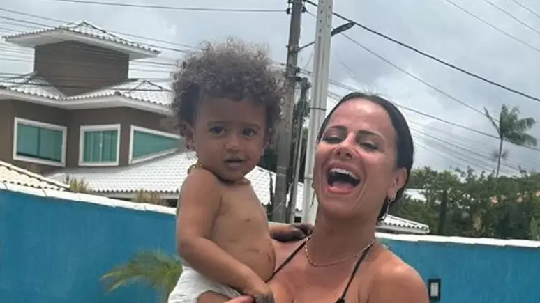 Filho de Viviane Araujo é alvo de ataques cruéis nas redes sociais 