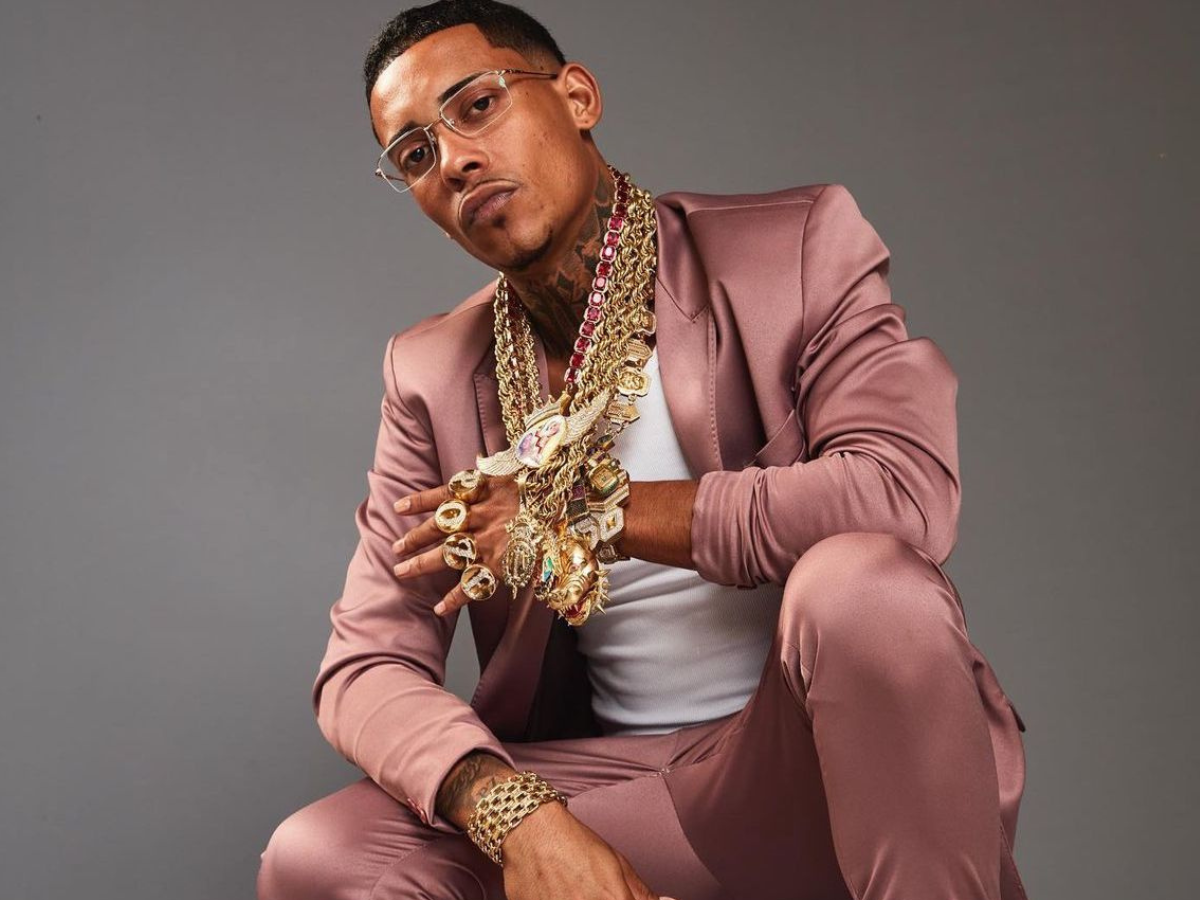 MC Poze recupera joias avaliadas em R$ 3 milhões após investigação policial