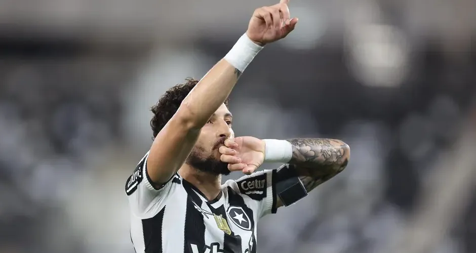 Com time misto, Botafogo goleia na estreia na Copa do Brasil