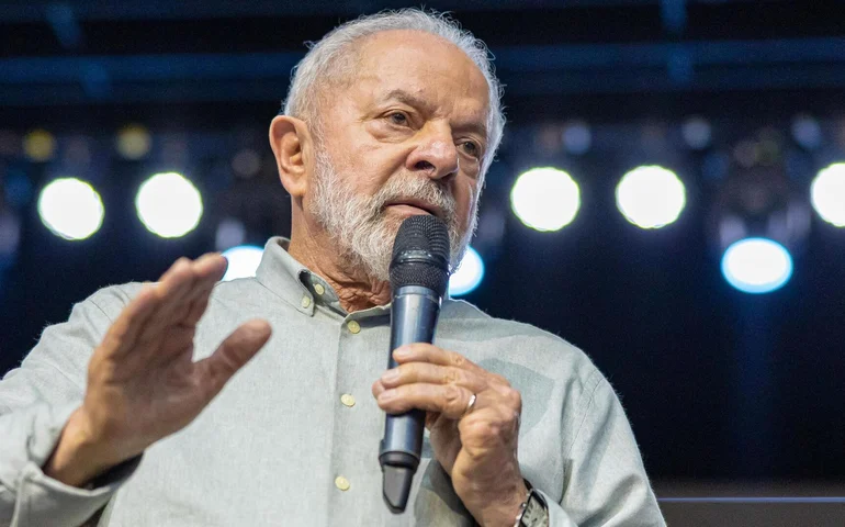 Governo Lula lança campanha publicitária pelo fim da escala 6x1