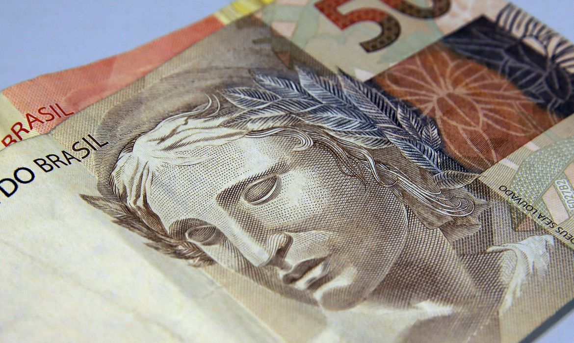 Poupança tem retirada de R$ 6,3 bilhões em abril, segundo Banco Central