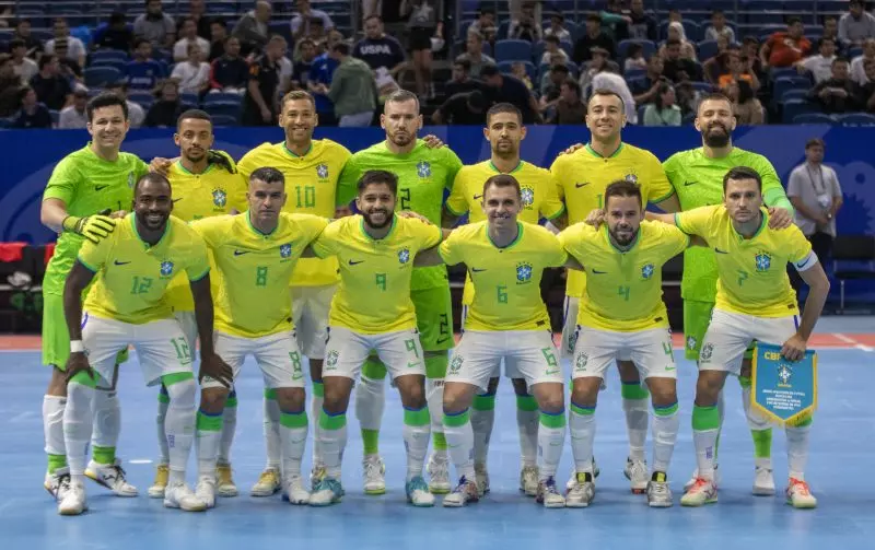 Brasil vence Costa Rica e avança às quartas na Copa do Mundo de Futsal