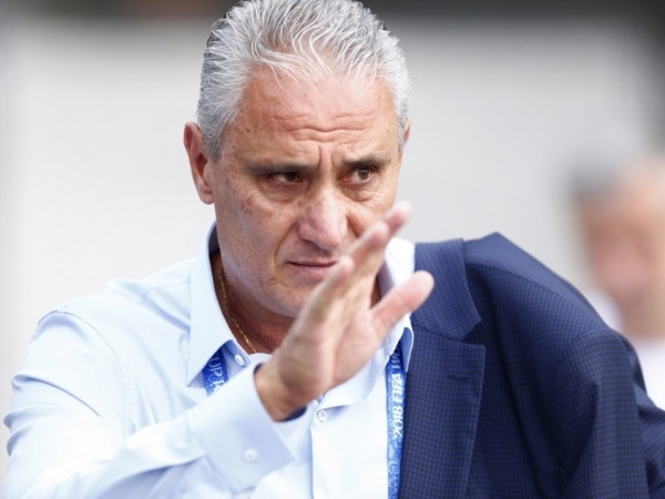 Tite ganha força, e Flamengo abre contatos para contratar técnico