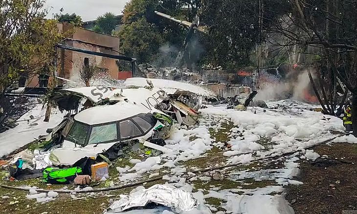 Destroços de avião já estão na sede da Voepass; saiba próximas etapas