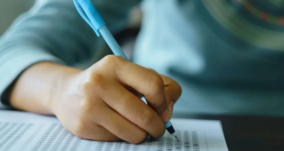 Governo de Alagoas lança edital de concurso para o DER com salário de R$ 8,4 mil