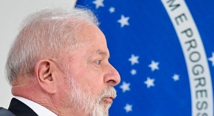 Lula assina pacote com 13 ações pela igualdade racial no Dia da Consciência Negra