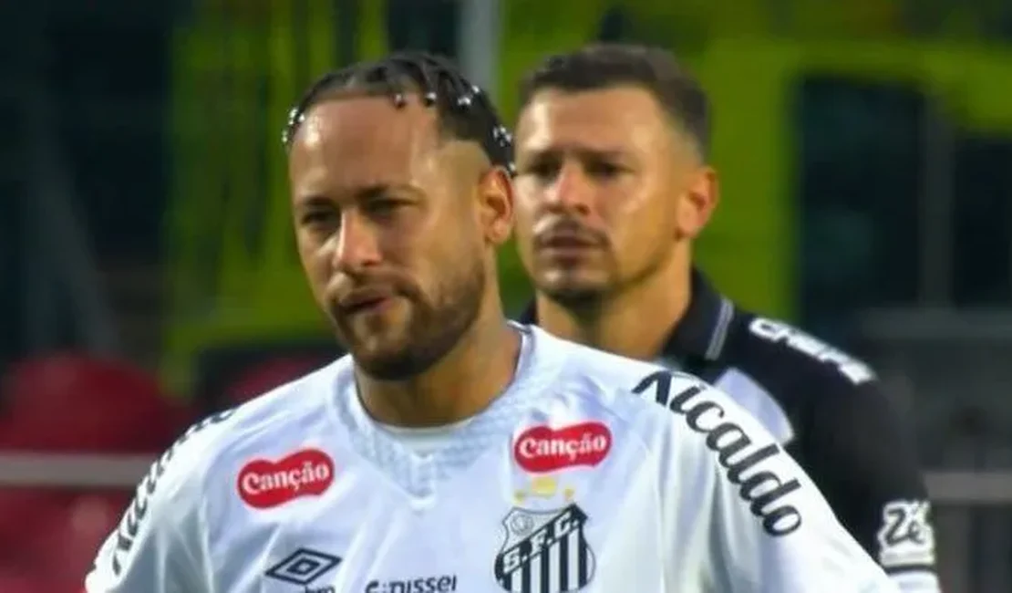 Neymar se manifesta após vexame do Santos e choro no gramado