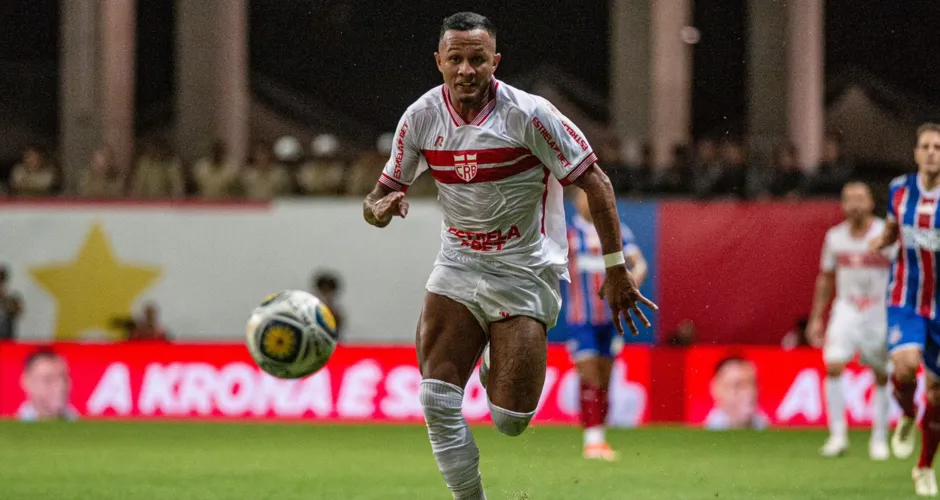 	 Léo Pereira em ação pelo Galo. Rafa Peixe/CRB