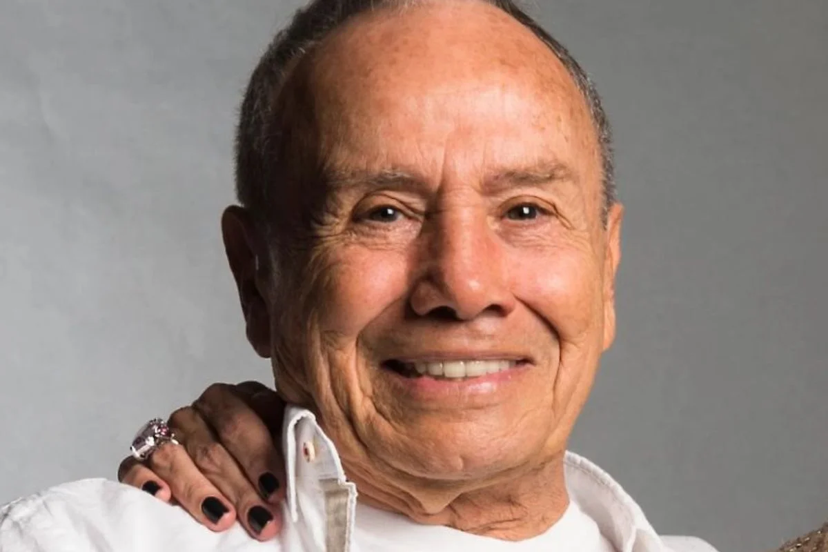 Stenio Garcia reage à ausência na Calçada da Fama da Globo