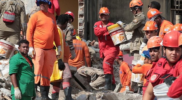 Recife: Últimas três vítimas do desabamento são encontradas; 14 morreram