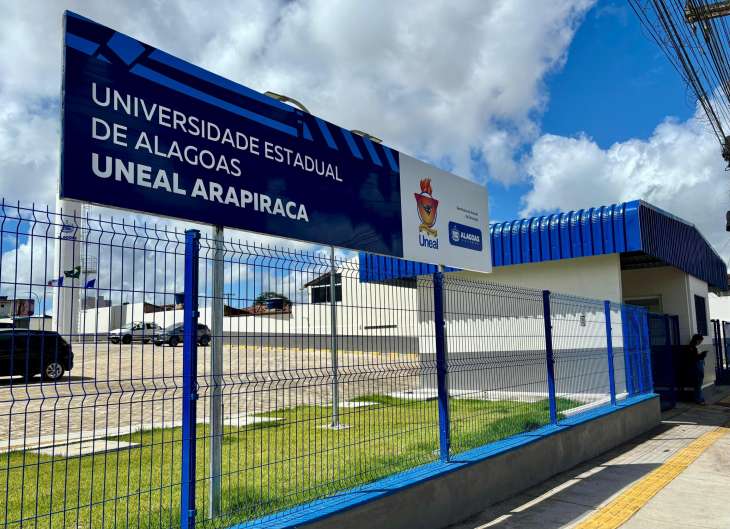 Uneal oferta 300 vagas gratuitas de pós-graduações em Gestão Escolar e Educação Inclusiva
