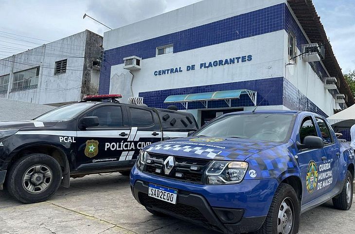 Padrasto é preso por filmar enteada de 12 anos despida em banheiro de casa