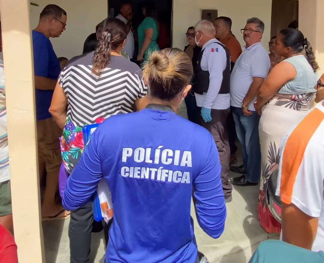 Polícia Científica coleta amostras nas mãos de menor morto em ação da PM