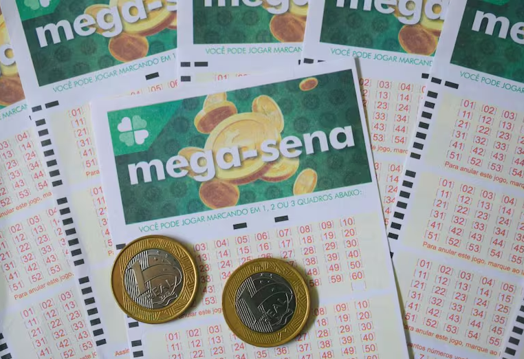 Mega-Sena acumula e vai a R$ 33 milhões; veja os números sorteados