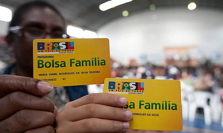 Caixa começa a pagar Bolsa Família com adicional de R$ 150; veja quem recebe nesta segunda-feira (20)