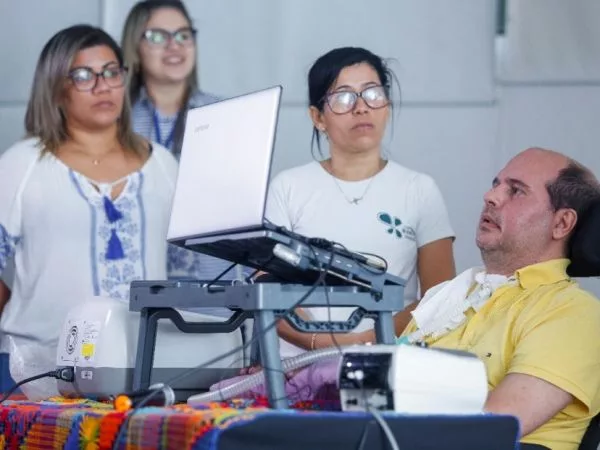 Diagnosticado com doença degenerativa incurável, médico alagoano dá a volta por cima e volta a trabalhar como cardiologista