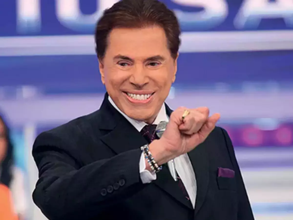 Silvio Santos é internado com H1N1 e passa por exames