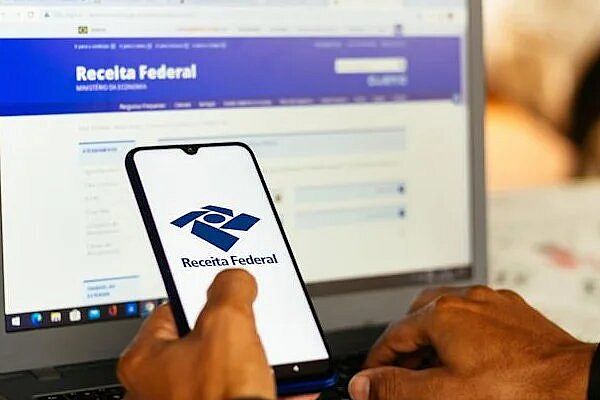 Receita abre consulta nesta quinta a lote de restituição do IR com R$ 9,5 bi