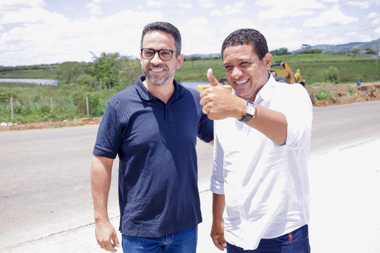 Em Palmeira dos Índios, Paulo Dantas anuncia duplicação de mais uma rodovia