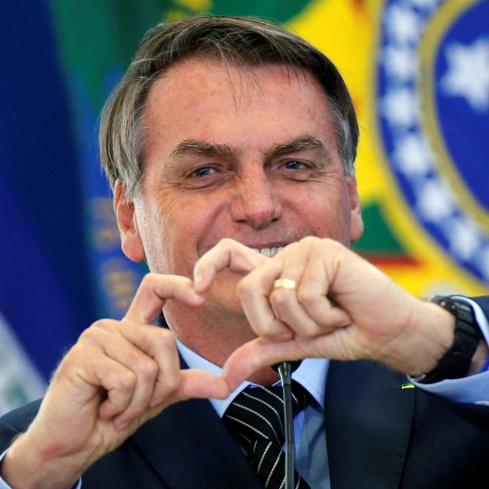 Bolsonaro vê ação orquestrada de páginas de fofoca e promete revidar