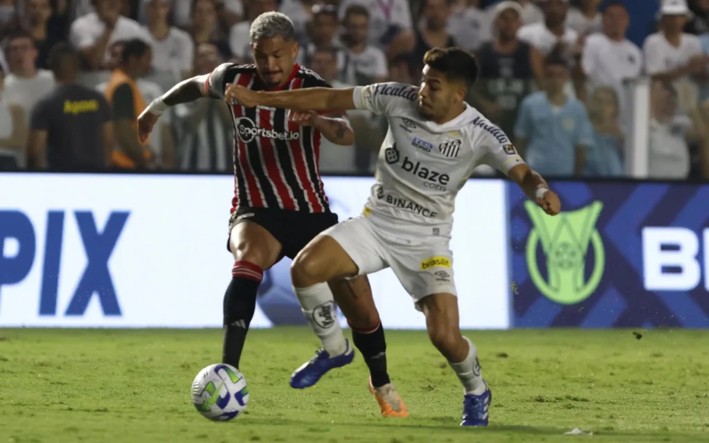 Santos apenas empata no clássico com São Paulo e segue ameaçado