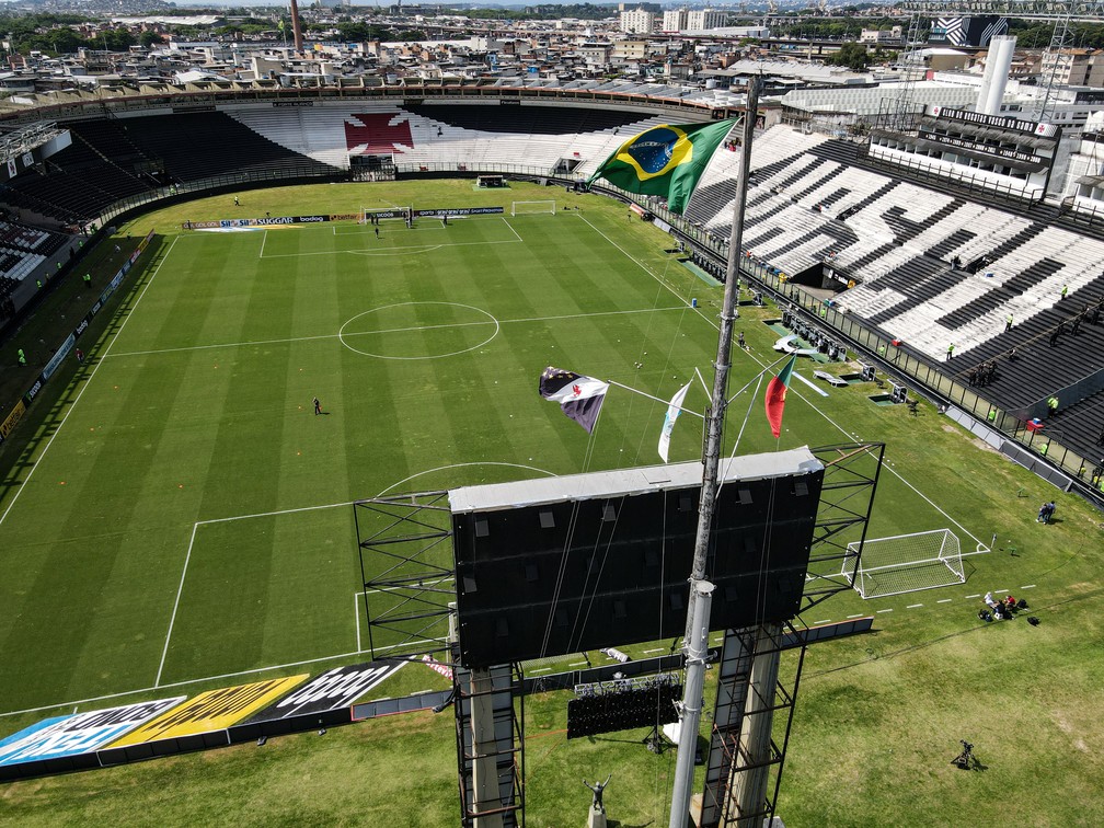 Torcida do Vasco esgota ingressos para o jogo contra o Coritiba