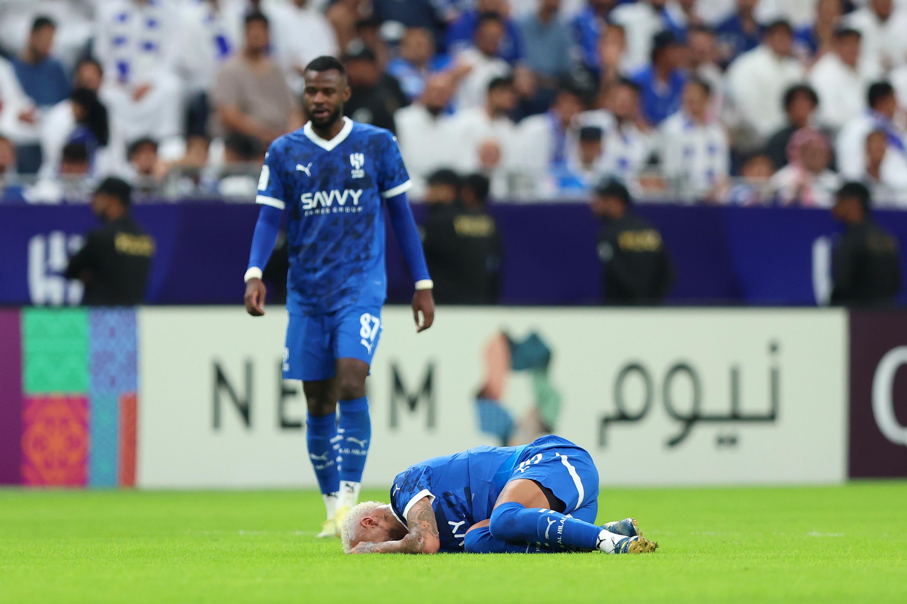 Neymar sofre lesão durante jogo do Al-Hilal pela Champions League da Ásia. Foto: Getty Images