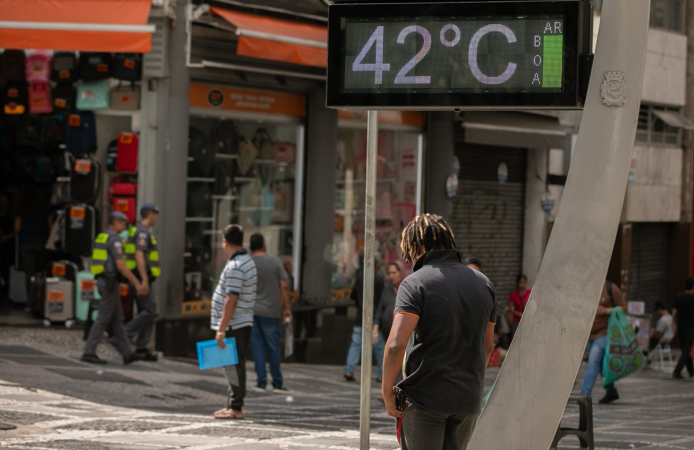 Em meio à onda de calor, Brasil bate recorde de consumo de energia elétrica pelo segundo dia seguido 