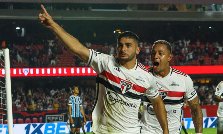 São Paulo derrota Grêmio sem dificuldade em jogo com destaque para James Rodríguez 