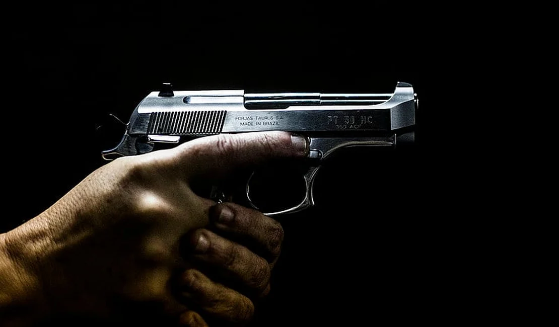Homem cobra dívida de R$ 150 e é baleado na nuca em Maravilha, AL