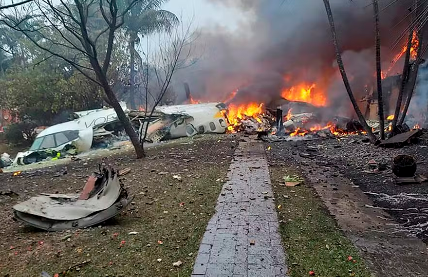 Avião que caiu ficou 4 meses em manutenção após 'dano estrutural'