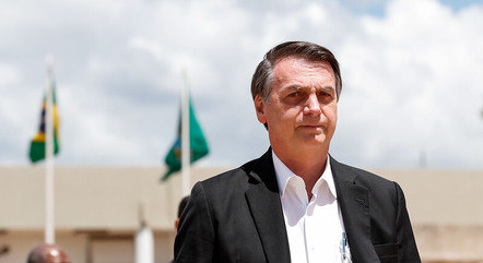 Defesa de Bolsonaro diz que ex-presidente 'jamais' determinou confecção de certificados falsos