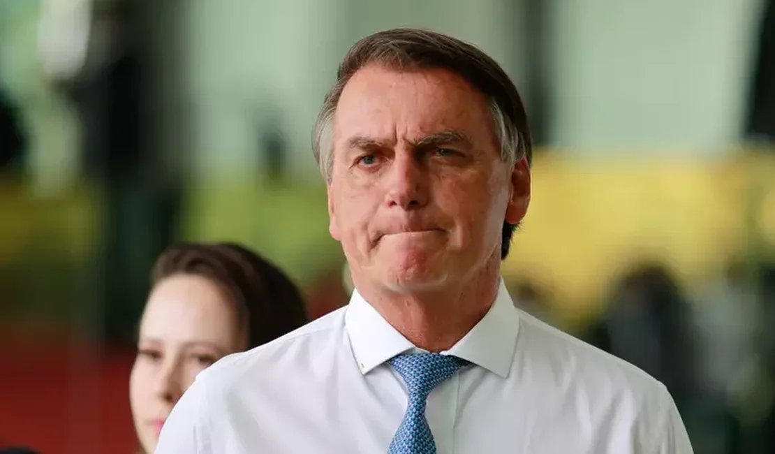 Bolsonaro se pronuncia sobre suspensão de perfis de Marçal nas redes