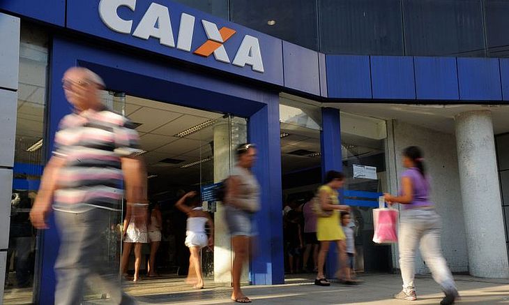 Caixa paga abono salarial a 1,1 milhão de trabalhadores nesta segunda-feira, 17