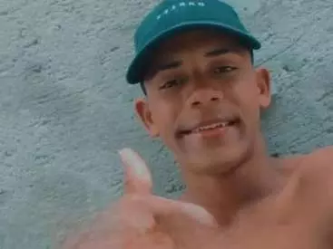 Jovem é executado com tiro na nuca na orla da Pajuçara