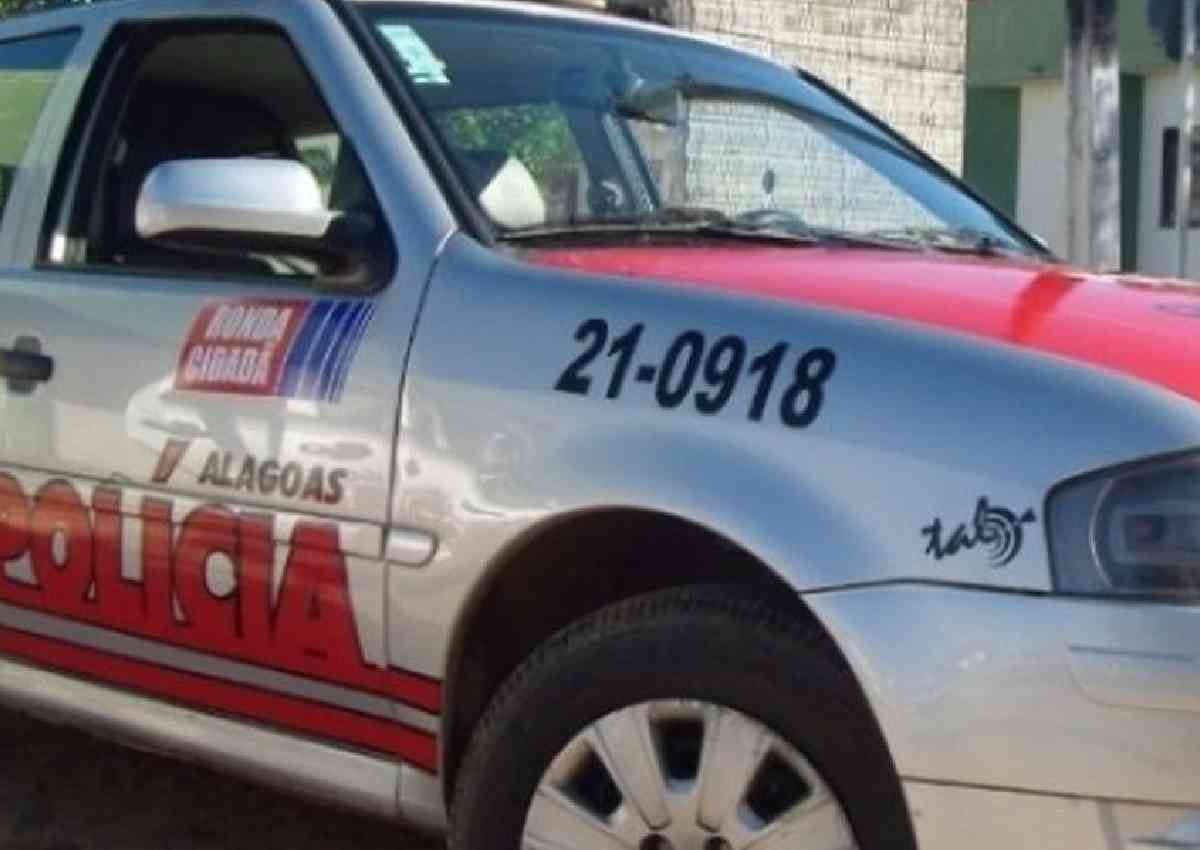 Após denúncia, homem é preso por ameaçar esposa com uma faca em Estrela de Alagoas