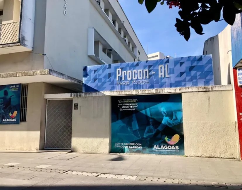 Banco é multado em mais de R$ 220 mil por cobrança indevida, em Alagoas