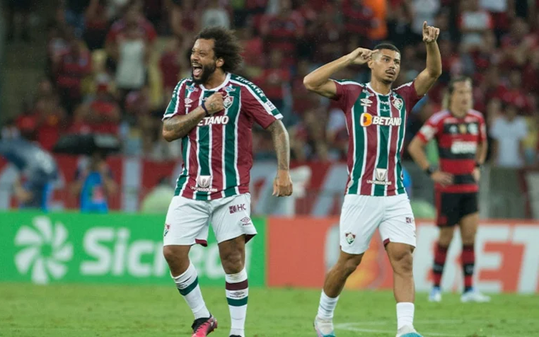 Fluminense dá chocolate no Flamengo e é bicampeão carioca: 4 a 1